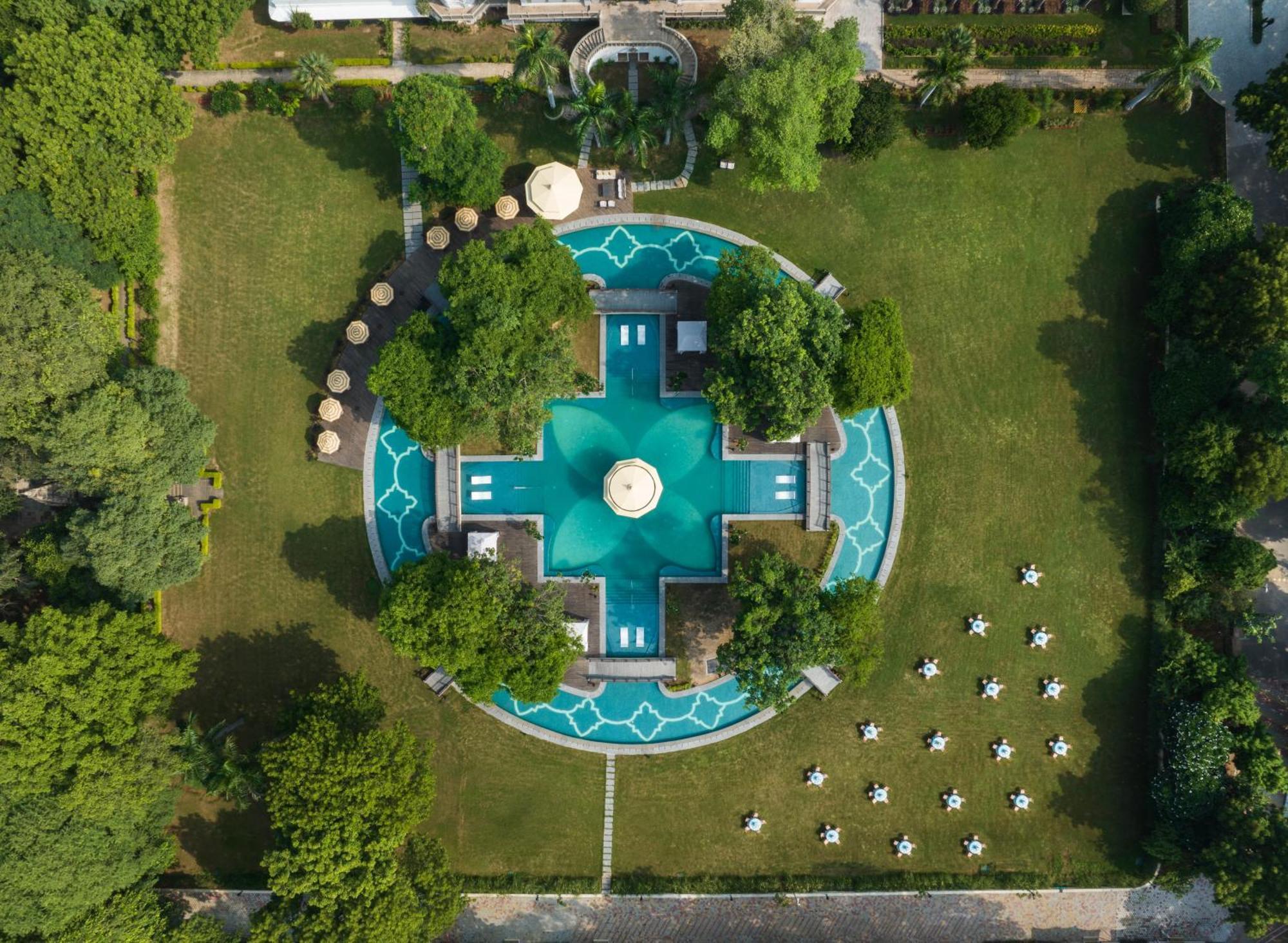 Taj Usha Kiran Palace, Gwalior Exterior foto