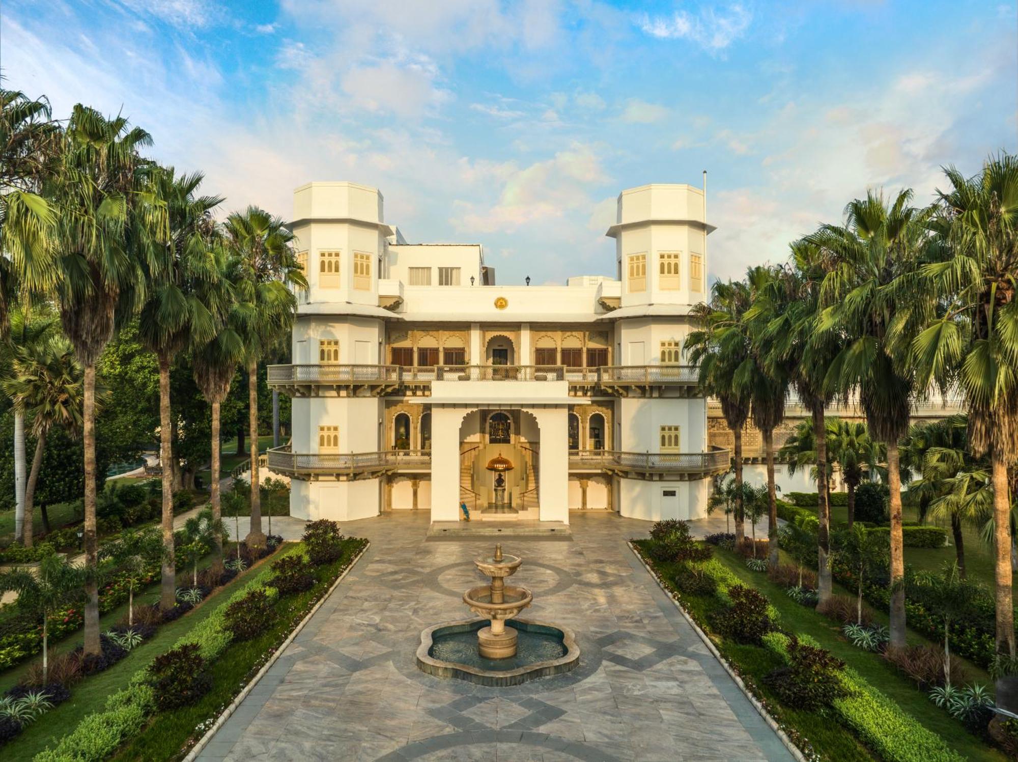 Taj Usha Kiran Palace, Gwalior Exterior foto